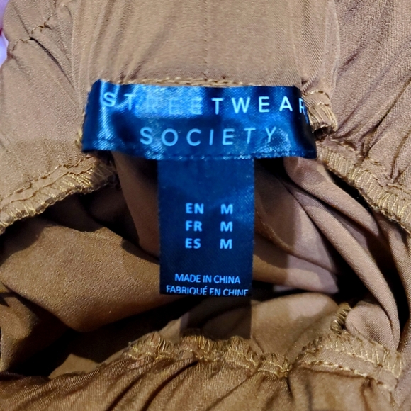 Beige Paper Bag Pants - Picture 3 of 3